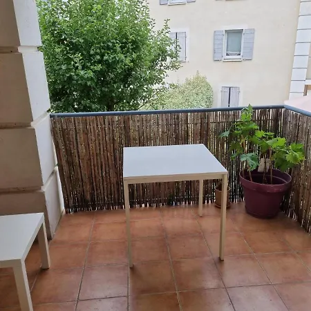 Appartement 1 chambre avec Piscine Uzès Extérieur photo