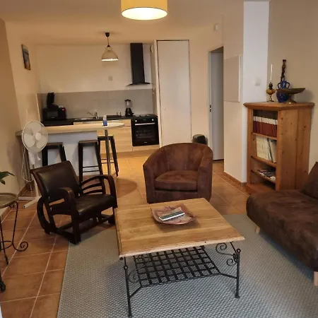 Appartement 1 chambre avec Piscine Uzès Extérieur photo