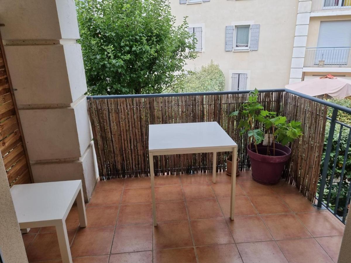 1 Avec Piscine * Uzes